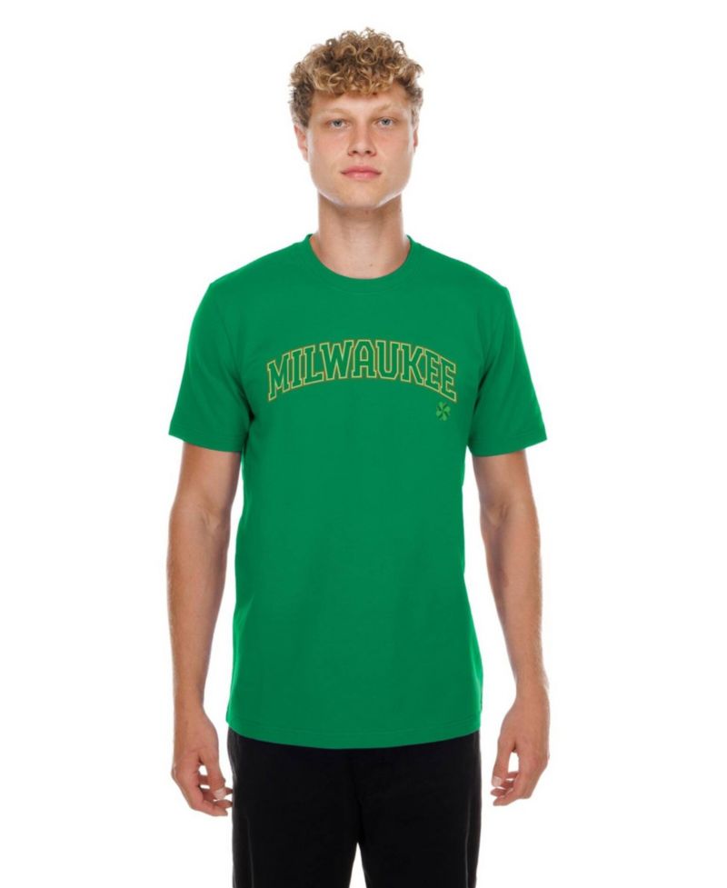 Men's Green Milwaukee Brewers 2026 St. Patrick's Day T-Shirt