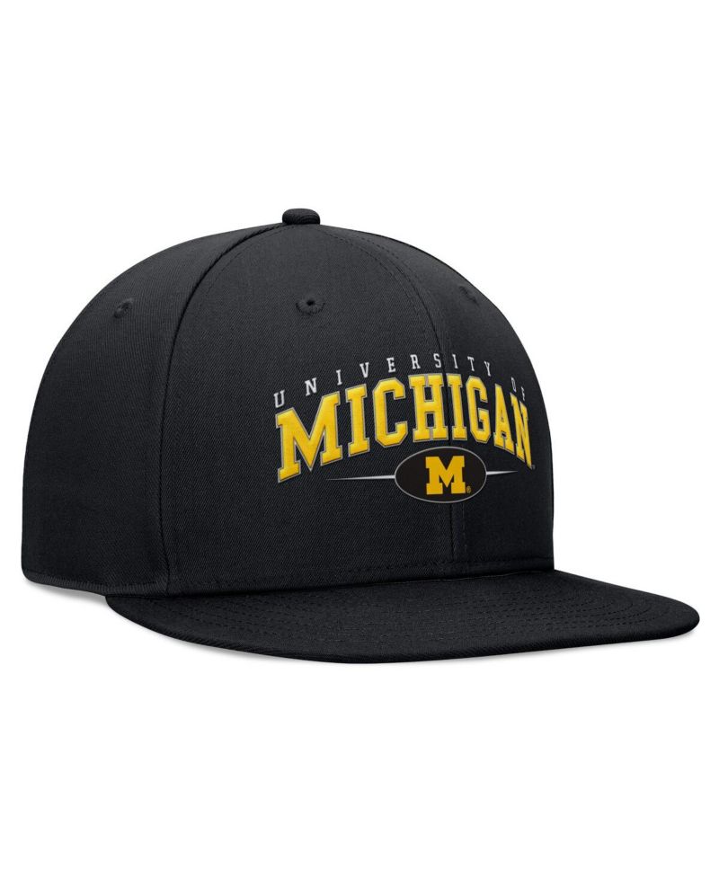 Men's Black Michigan Wolverines Bullpen Snapback Hat