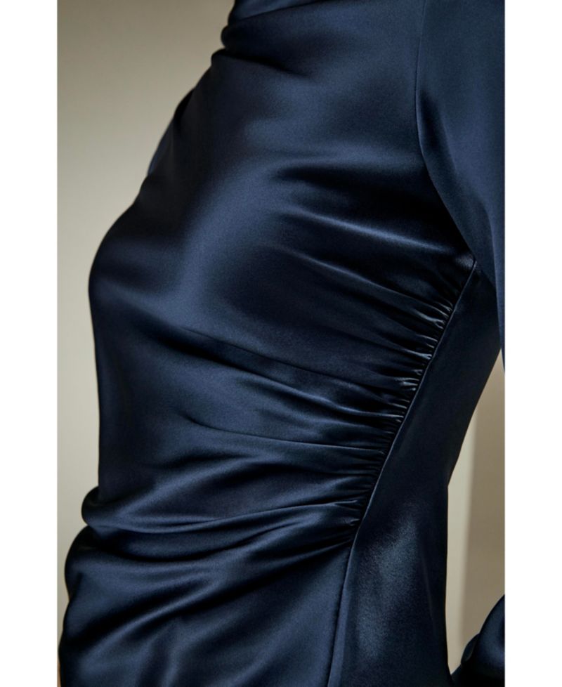 Women's Oblique Wave Silk Blouse