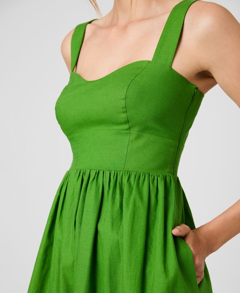 Women's Sleeveless Sweetheart Neck Dress