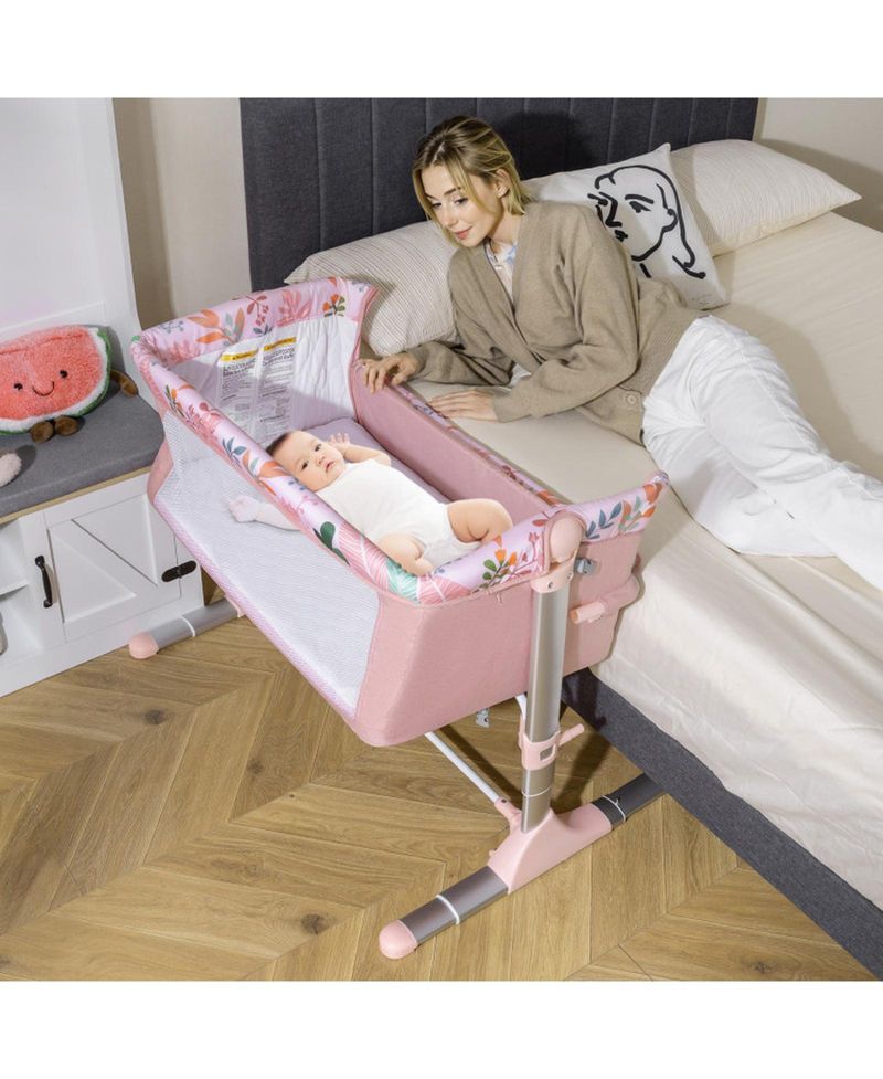 Baby Folding Bedside Bassinet Sleeper with 4 Adjustable Heights