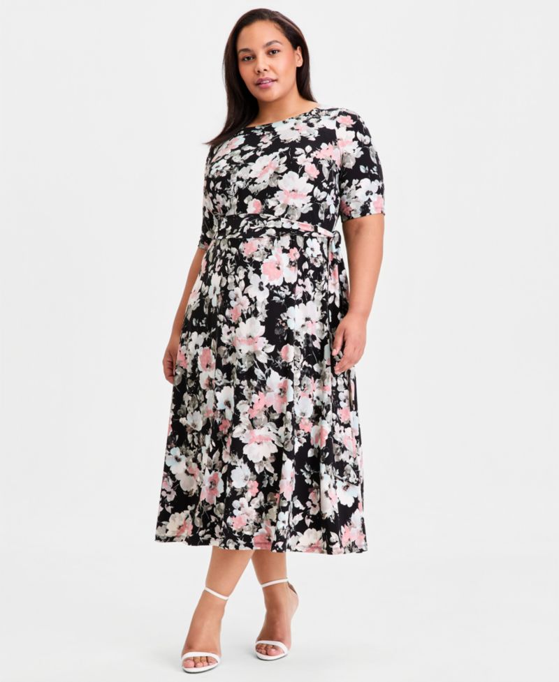 Plus size Floral Elbow-Sleeve Fit & Flare Dress