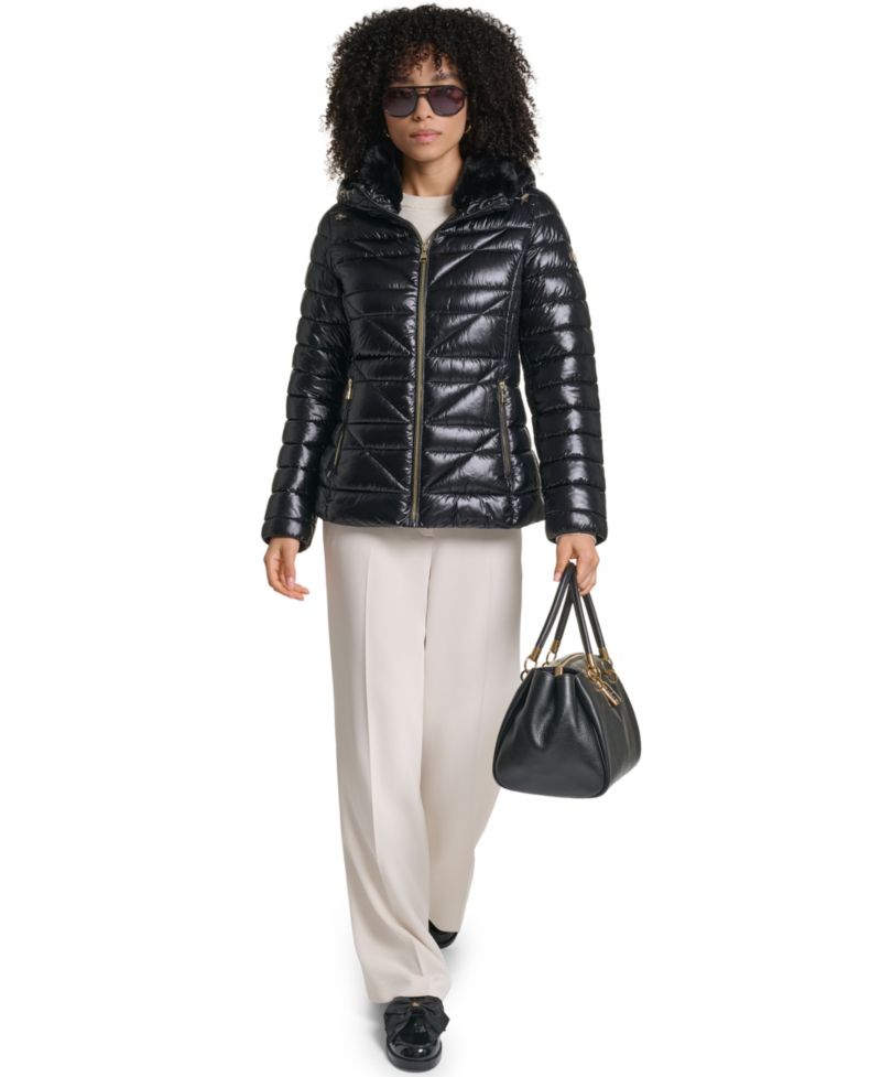 Women's Short Hooded Faux Fur Collar Puffer Jacket