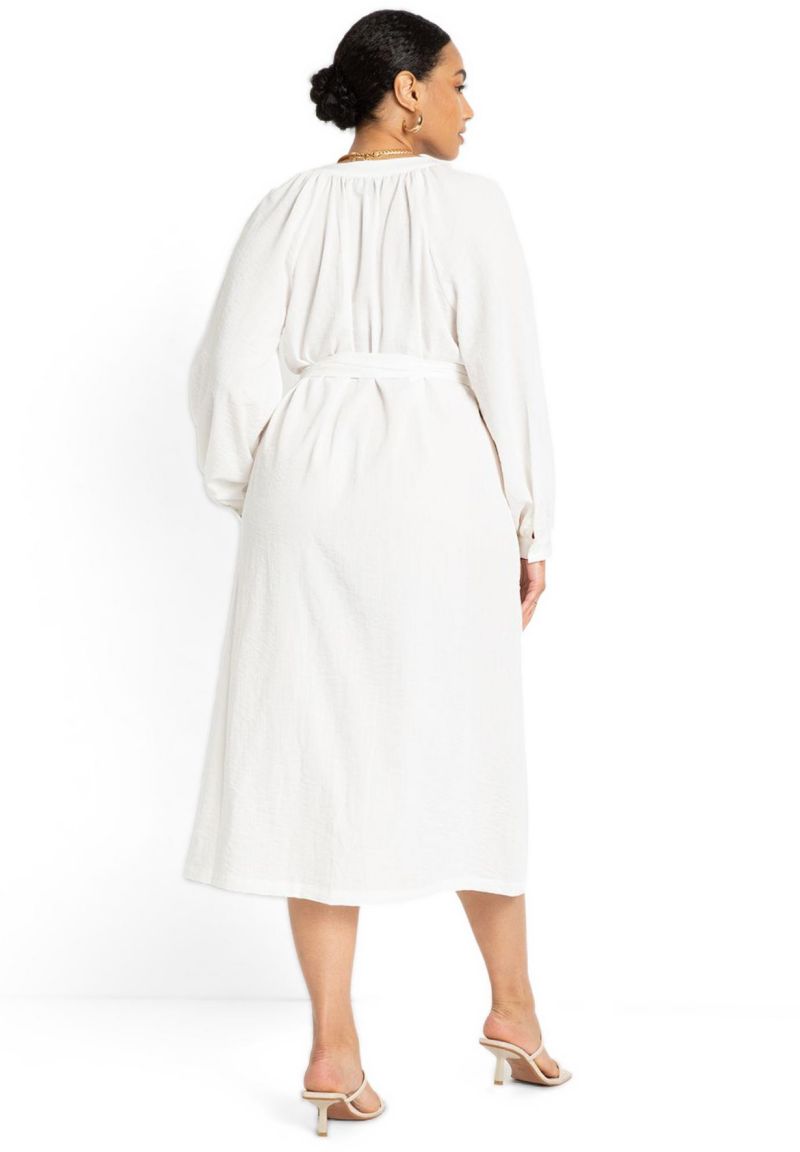 Women's Relaxed Dress With Applique