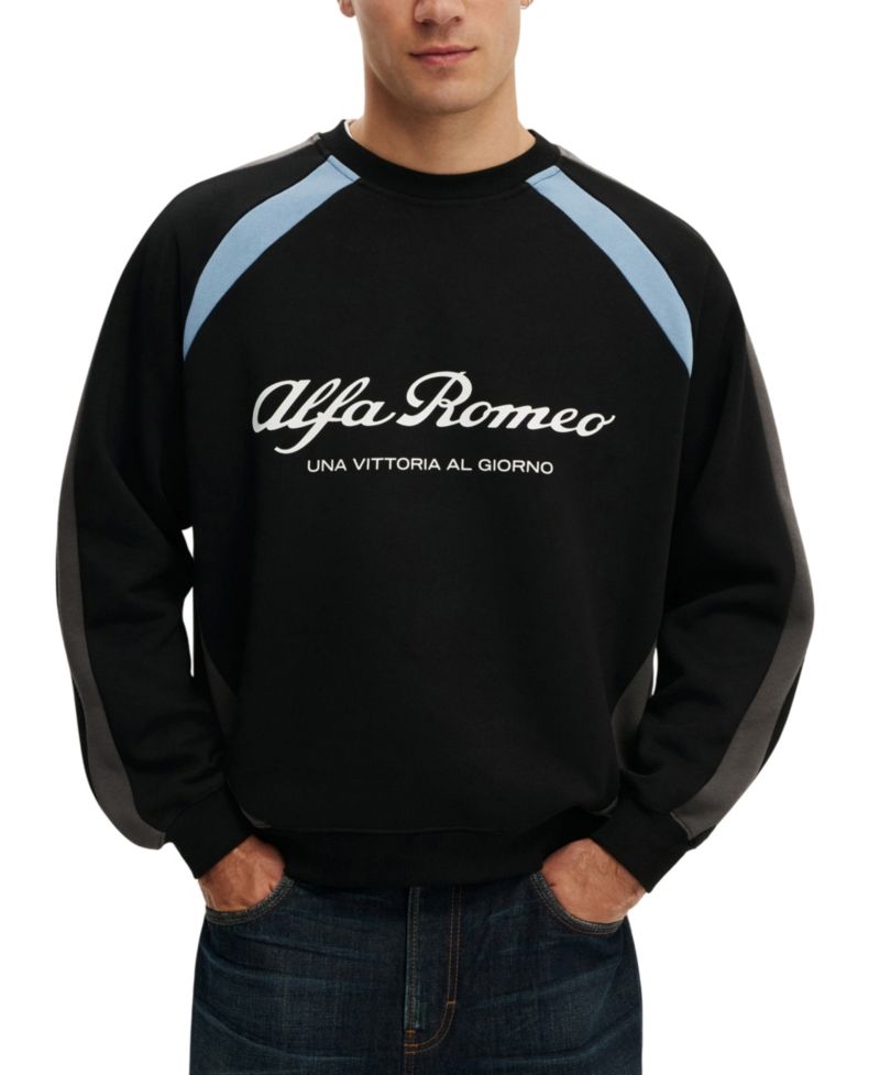 Men's Modern Box-Fit Alfa Romeo Long-Sleeve Sweatshirt