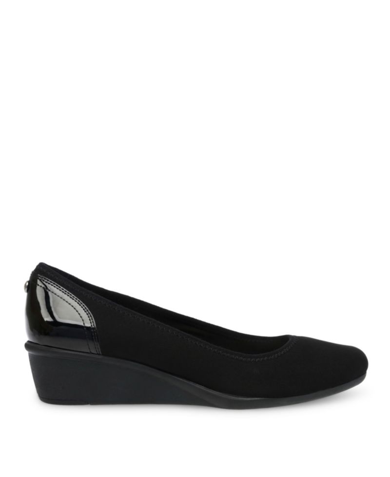 Women's Wisher Flexible Sport Wedge Pumps