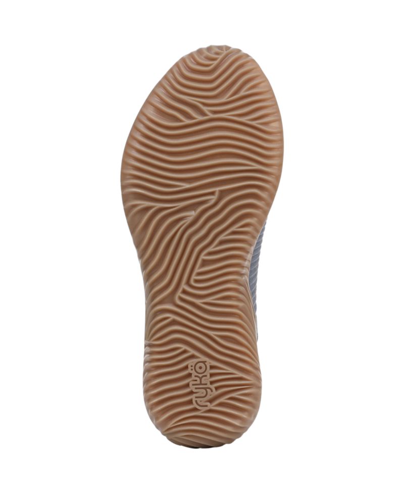 Women's Echo Knit Slip On Sneakers