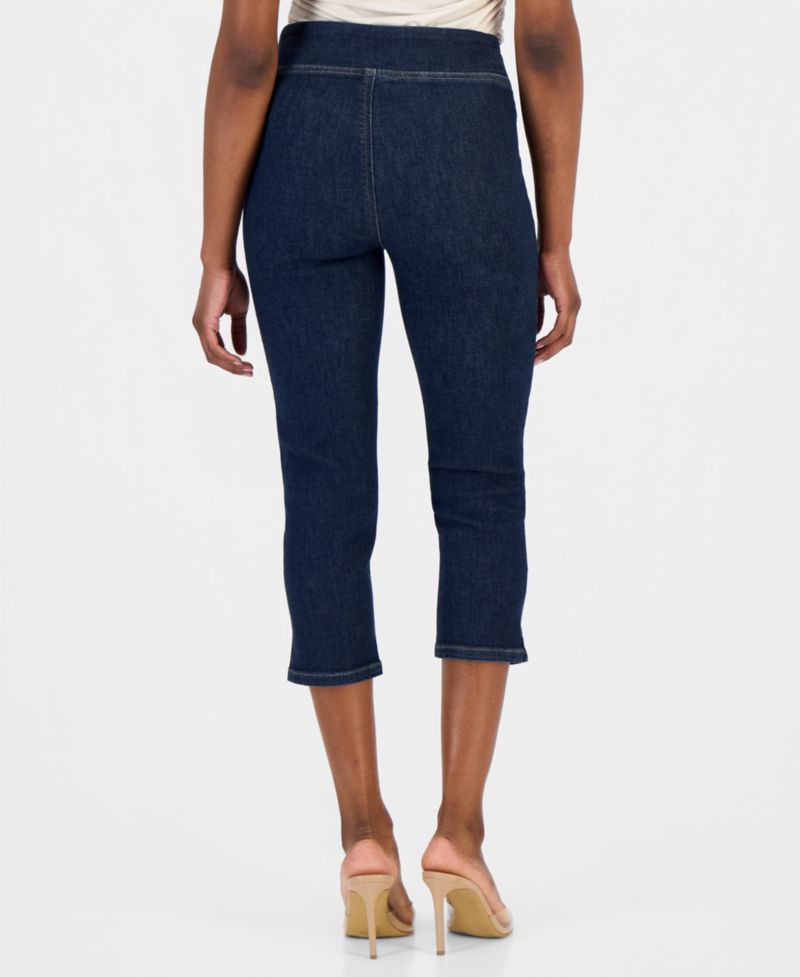 Petite Pull-On Capri Jeans