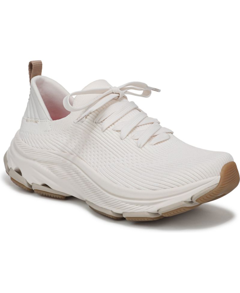 Women's Devotion Max Fuse Walking Lace-Up Sneakers