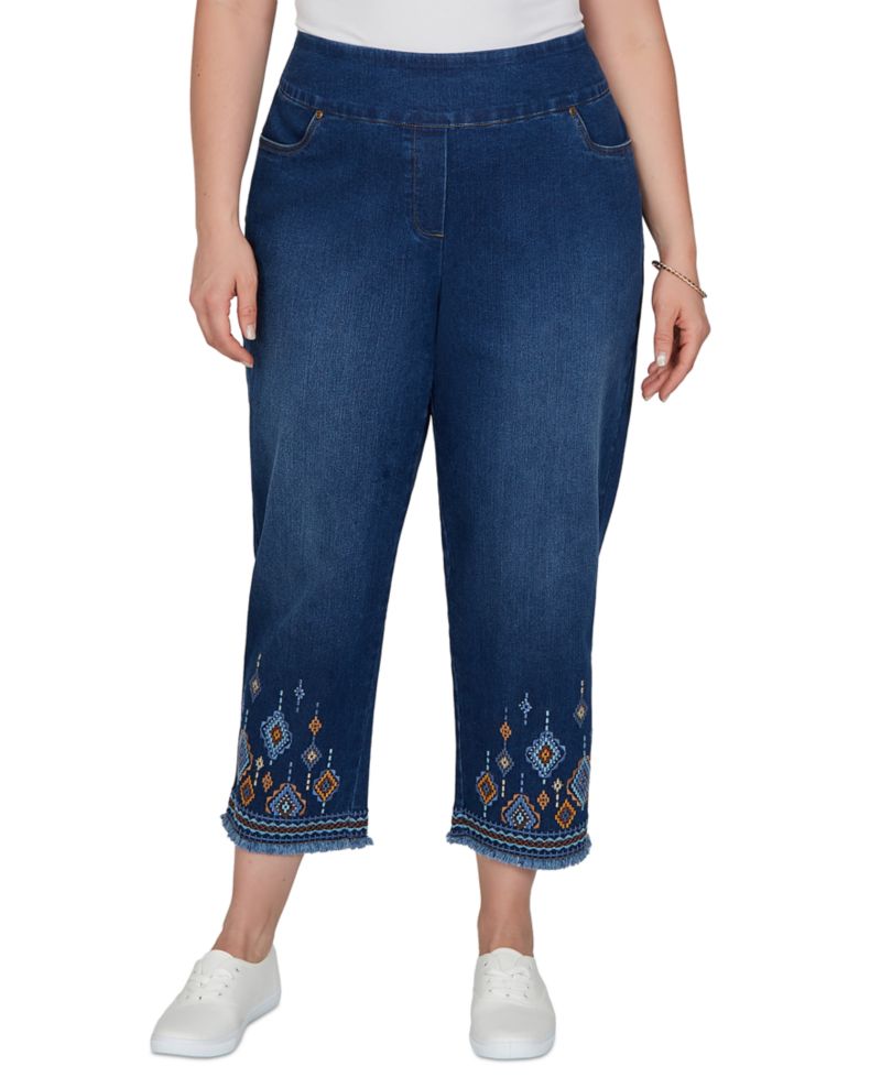 Plus Size Pull-On Mid-Rise Cropped-Ankle Denim Pants