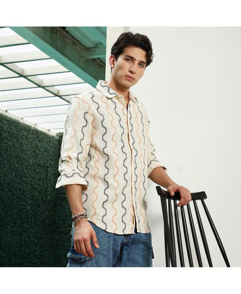 Men's Off White Zigzag Pattern Full Sleeve Cotton Blend Shirt