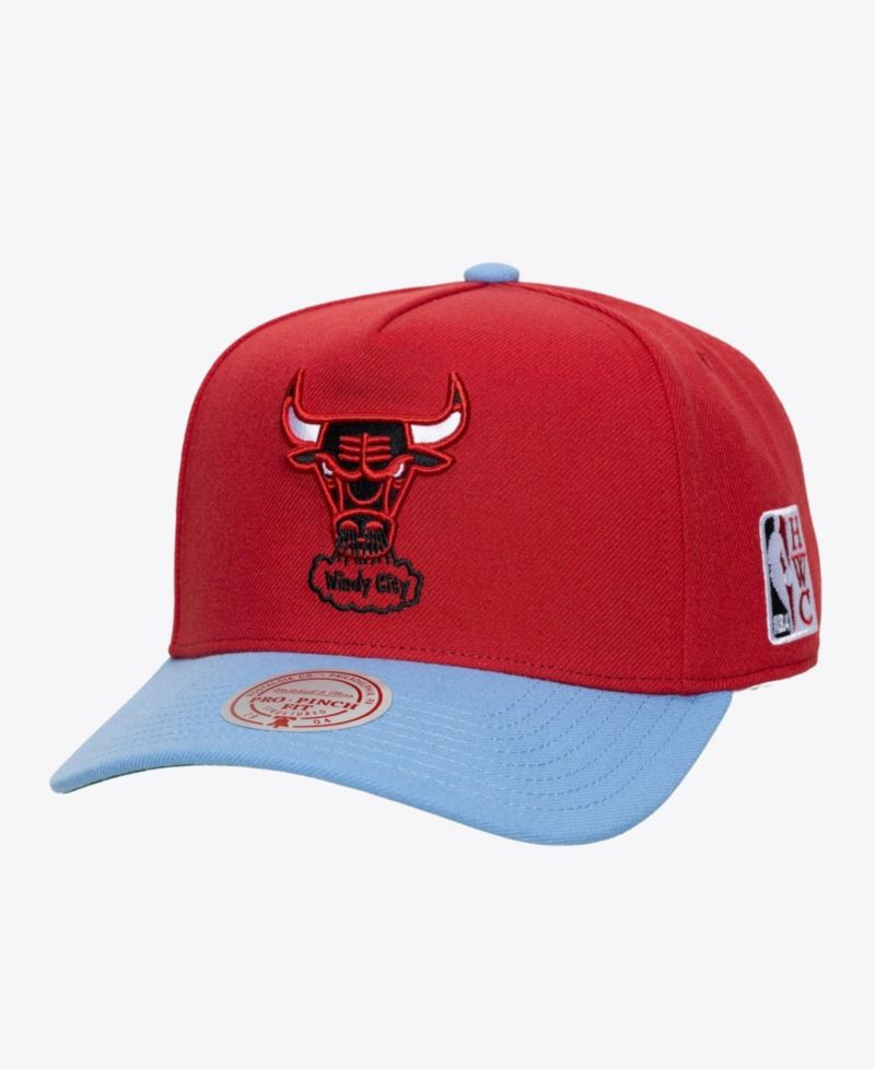 Men's Red Chicago Bulls Legendary Home Pro Pinch Snapback Hat