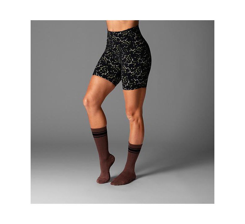 Women's Stash & Dash Biker Short 6"