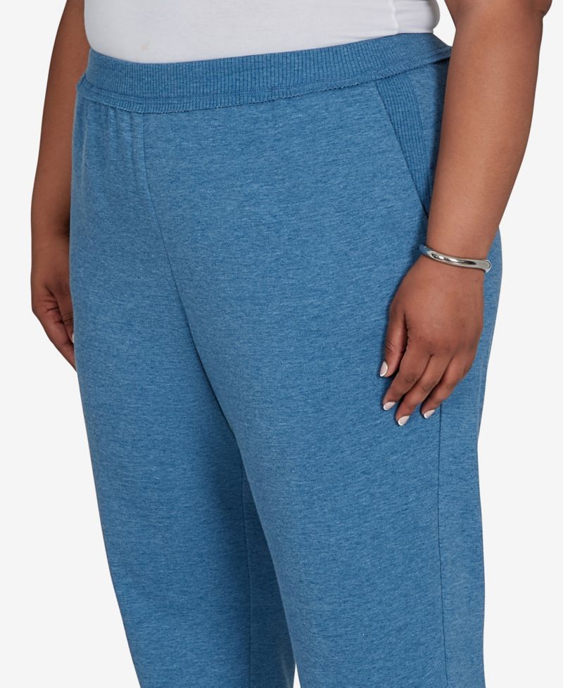 Plus Size Pull-On Elastic Waist Mid-Rise Denim Pants