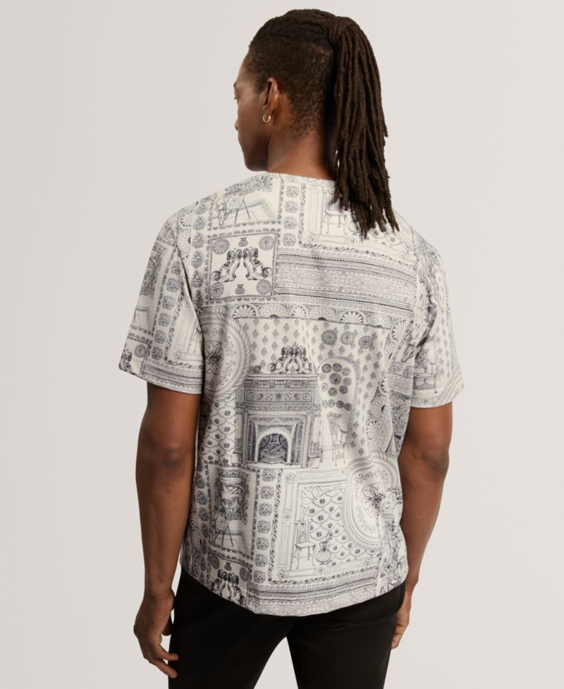 Men's Bonds Relaxed-Fit T-Shirt