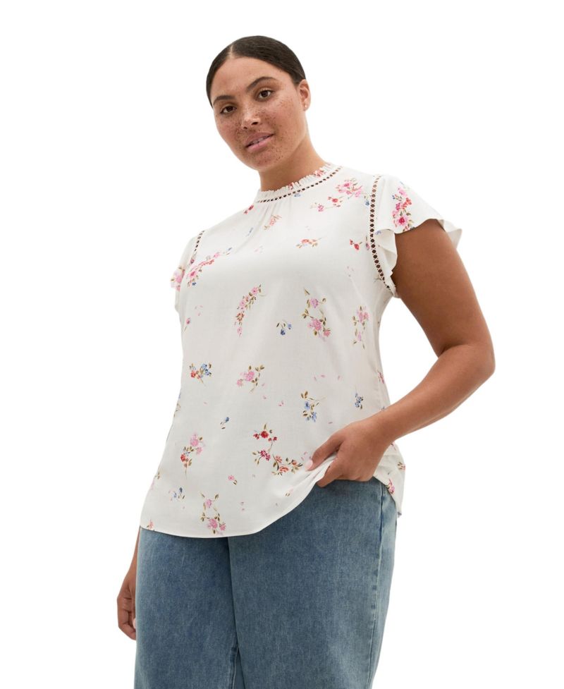 Plus Size Fleur Petal Print Top with Frilled-Crew Neckline and Short Flutter Sleeves