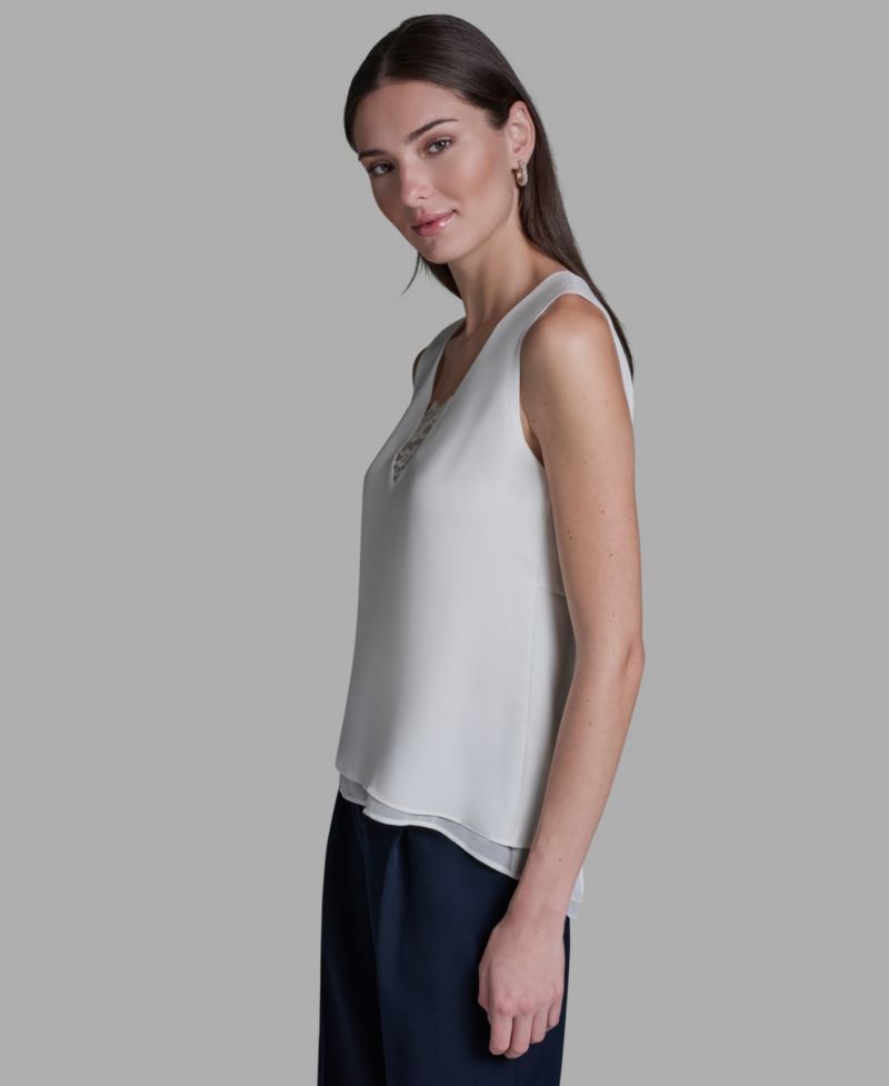 Women's V-Neck Lace Detail Pull-On Top