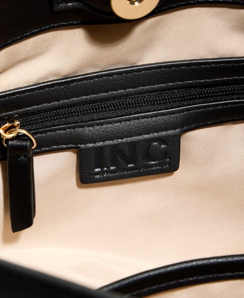 Harperr Solid Shoulder