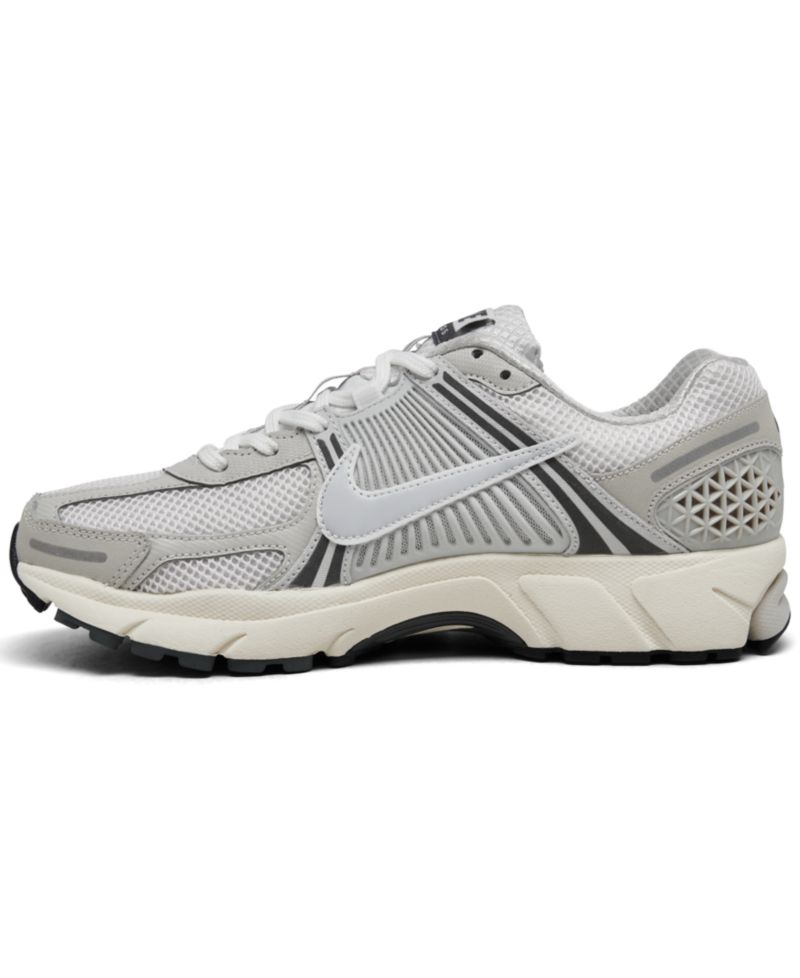 Men's Zoom Vomero 5 Casual Sneakers from Finish Line