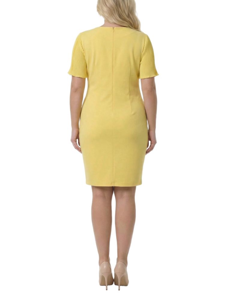 Plus Size Pliss&eacute; Pleated Short-Sleeve Dress