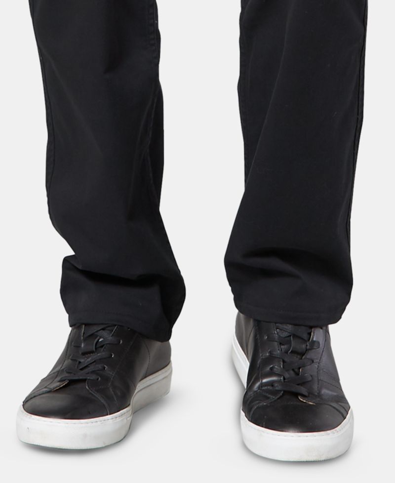 Men's Jean Cut Straight-Fit All Seasons Tech Khaki Pants