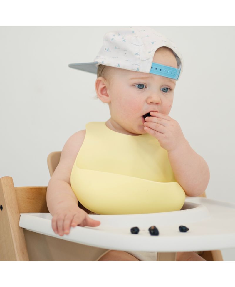 Unisex Magnetic Silicone Bib