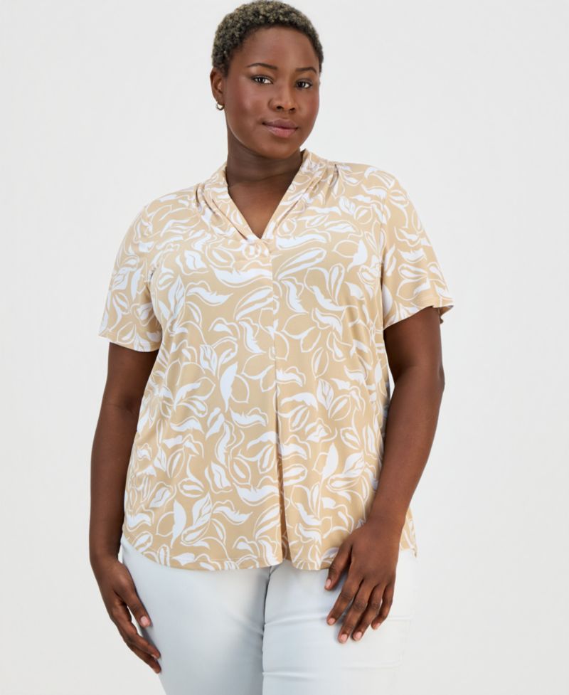 Petite Printed Short-Sleeve V-Neck Knit Top
