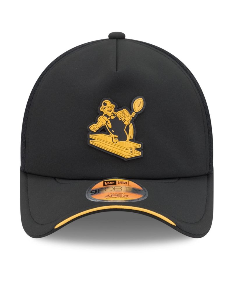 Men's Black Pittsburgh Steelers 2026 Sideline Throwback Apex 9FORTY Adjustable Trucker Hat