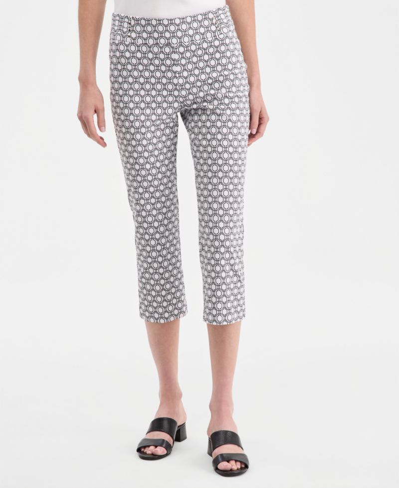 Women's Printed Pull-On Capri Pants