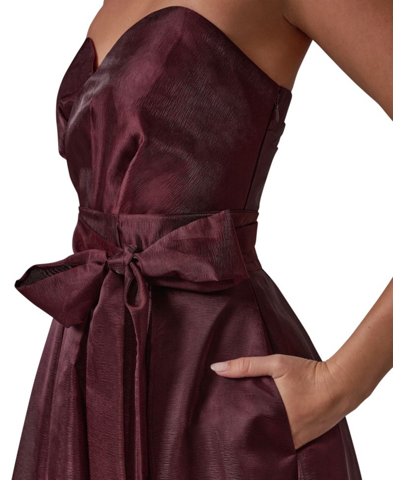 Women's Strapless Sweetheart Organza Pleated Gown