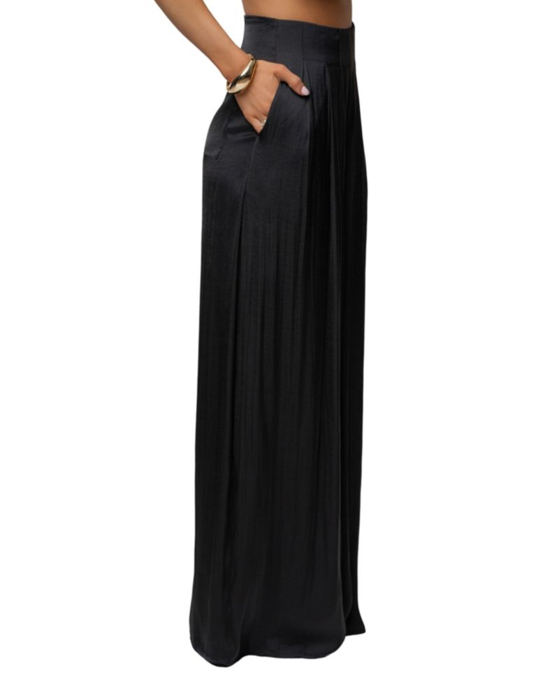 Women's Core Form Pleated Trouser