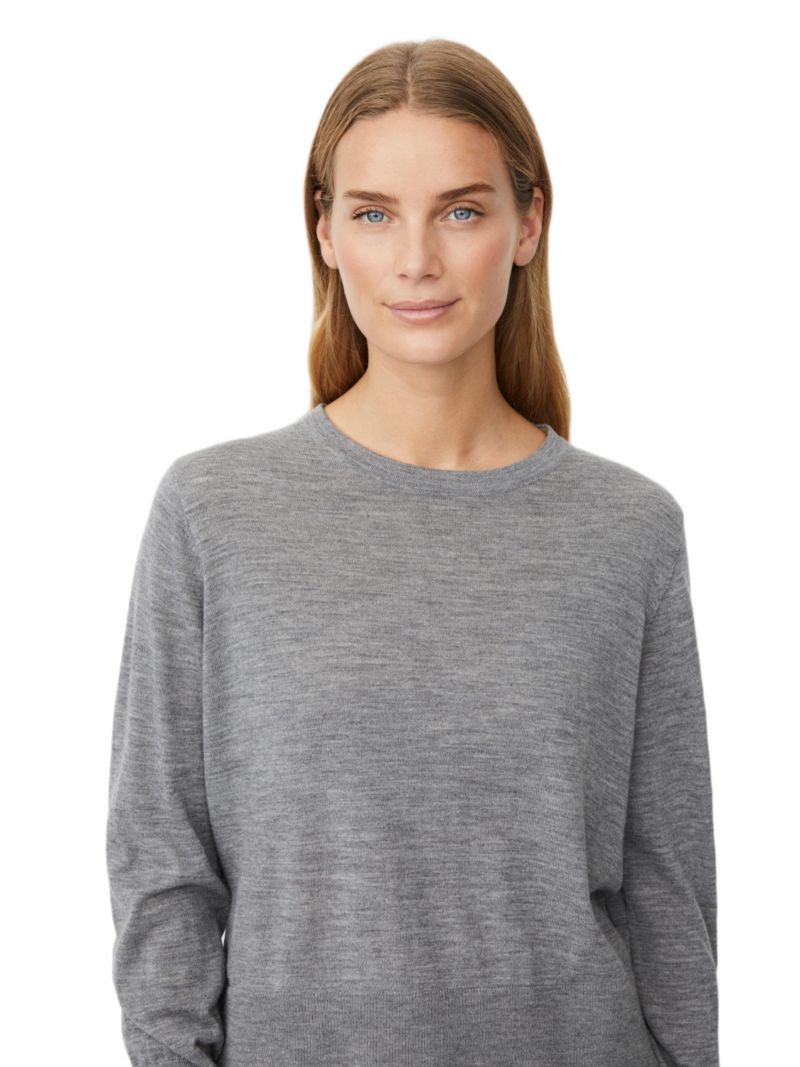 Women's Fynelle Long Sleeve Round Neck Sweater