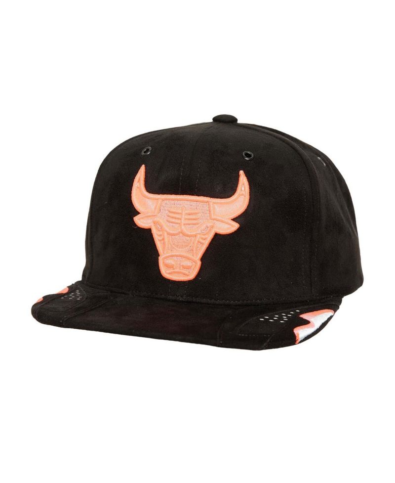 Men's Black Chicago Bulls Day 6 Snapback Hat