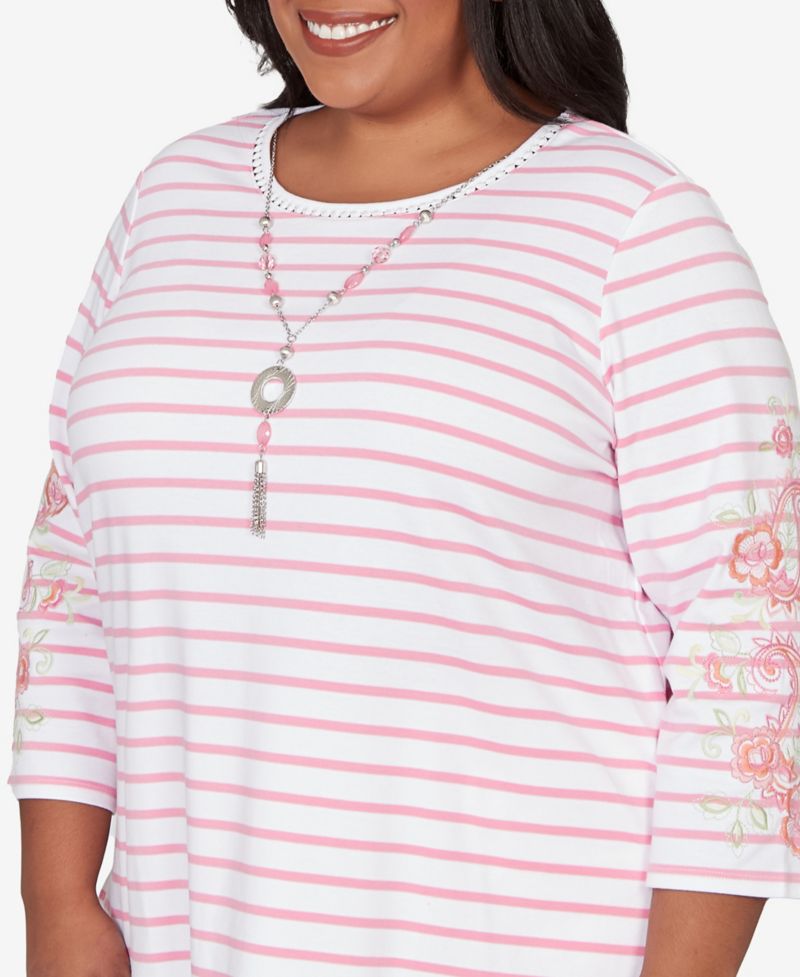 Plus Size Classic Stripe Embroidered Sleeve Top with Necklace
