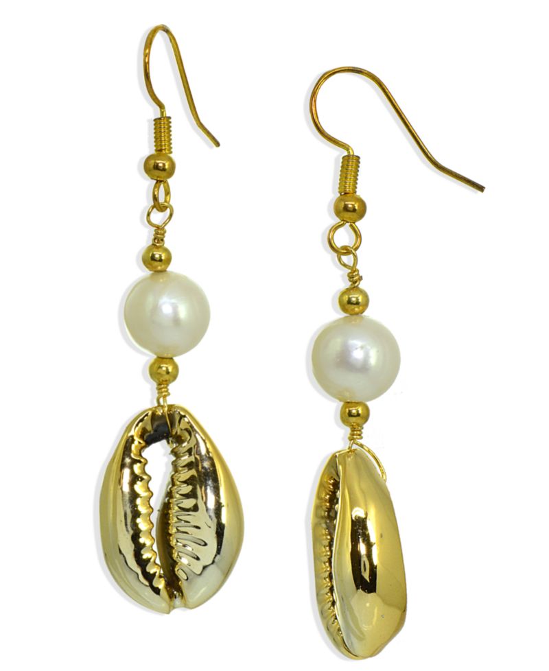 Freshwater Pearl Puka Shell Drop Earring in Silver Plate