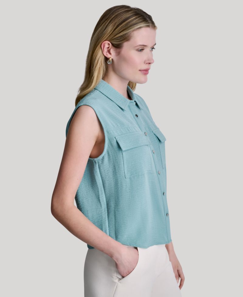Women's Sleeveless Collared Top