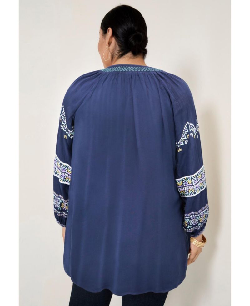 Women's June and Vie Embroidered Peasant Blouse