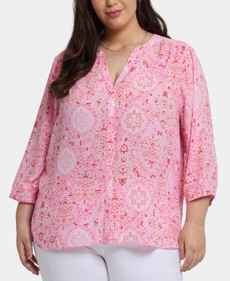 Plus Size Pintuck V-neck Top