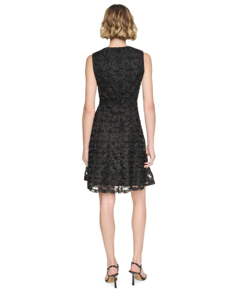 Women's Sleeveless Jewel Neck Lace Fit & Flare Cocktail Dress