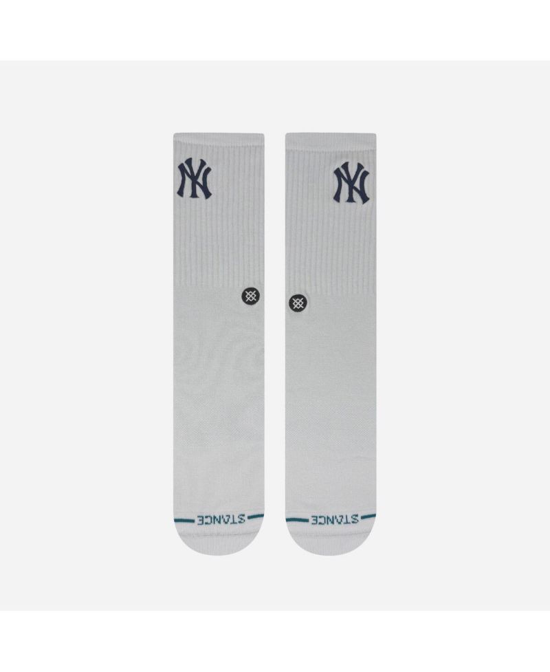 Men's and Women's New York Yankees White Crested Knit Crew Socks