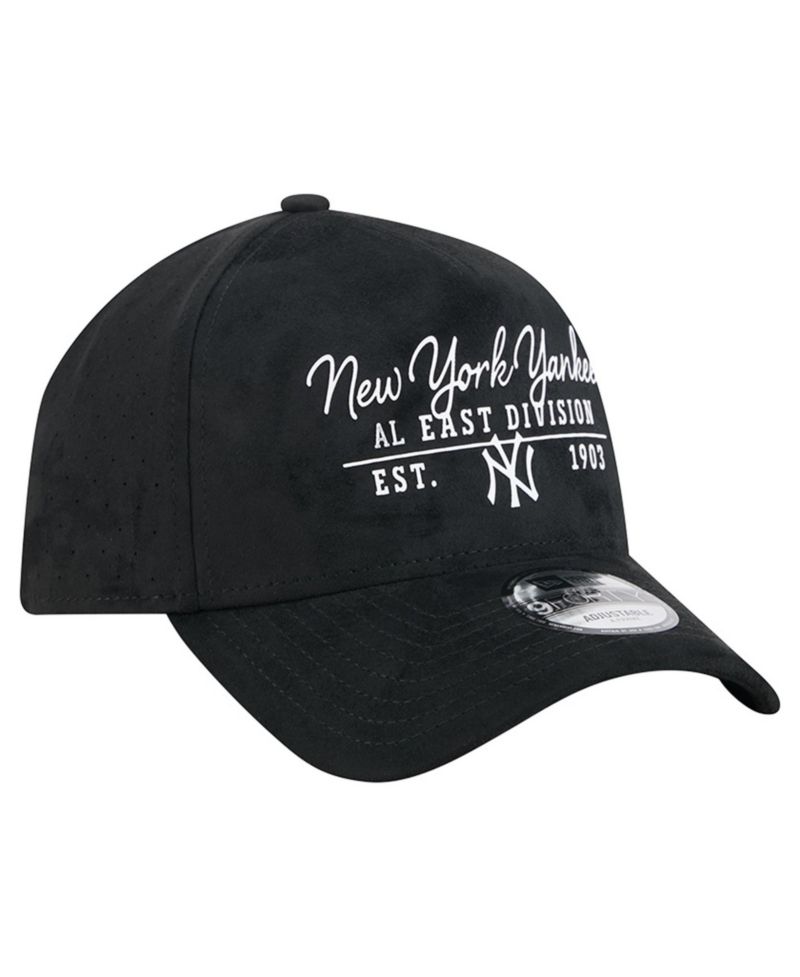 Men's Black New York Yankees Script Text 9FORTY A-Frame Adjustable Hat