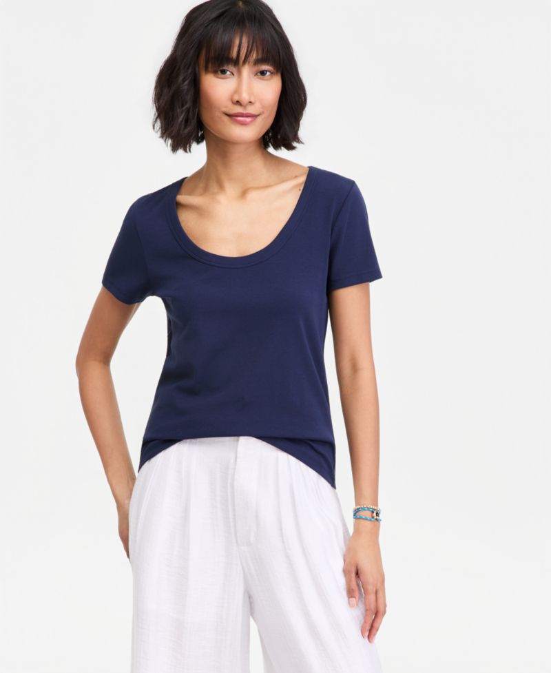 Women's Scoop-Neck Layering T-Shirt