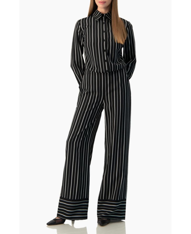 Women's Pinstripe Fitted Long-Sleeve Button-Front Shirt