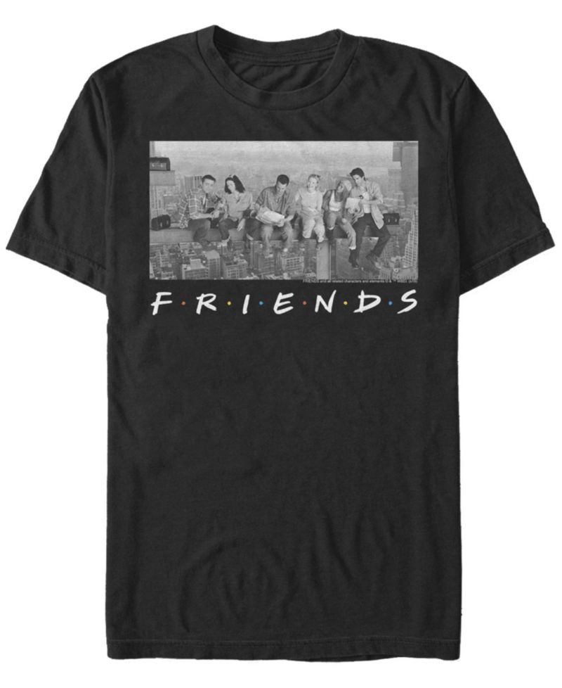 Friends Men's City Skyline Group Portrait Short Sleeve T-Shirt