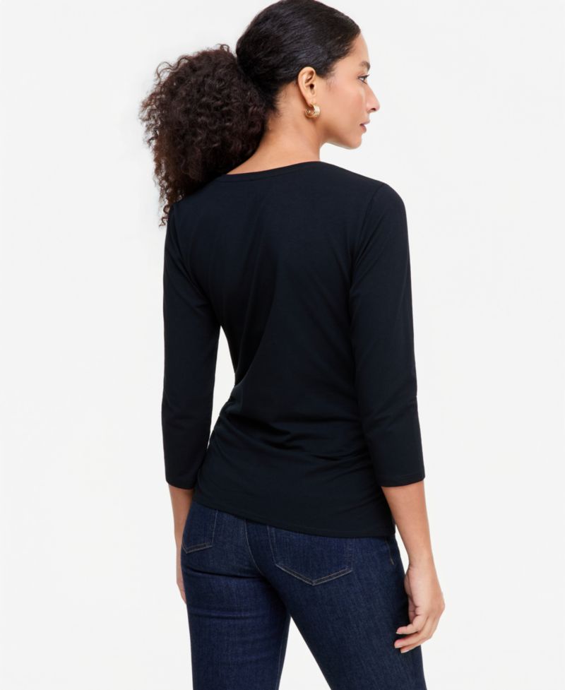 Women's V-Neck 3/4-Sleeve Knit Top