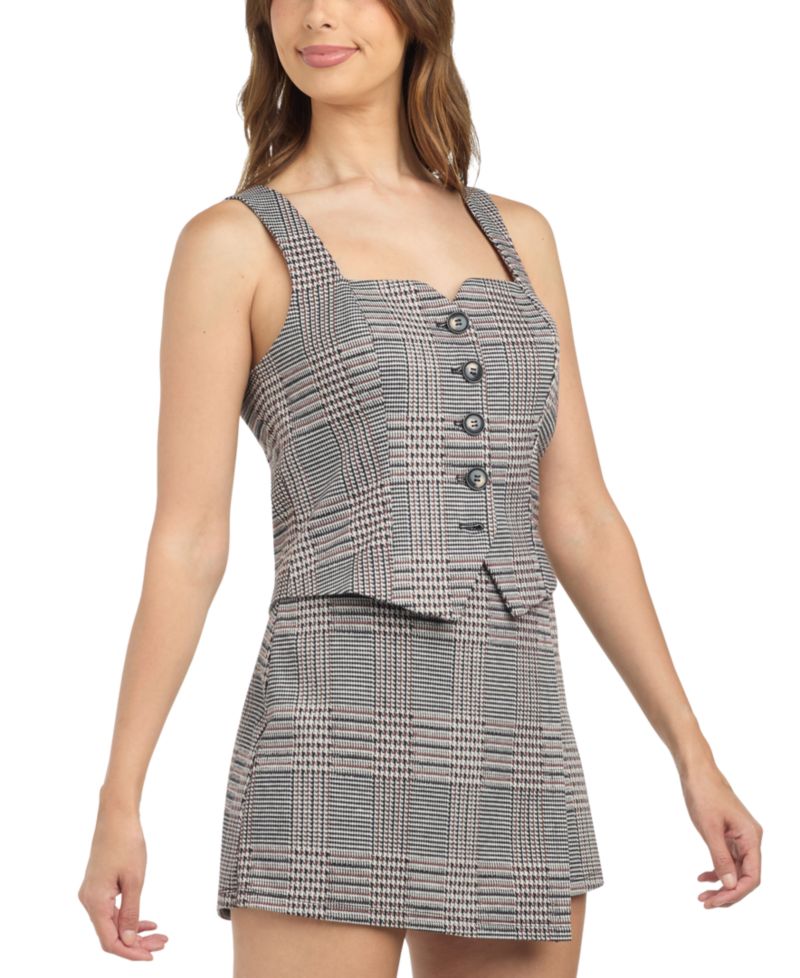 Juniors' Double-Knit Plaid Square-Neck Vest