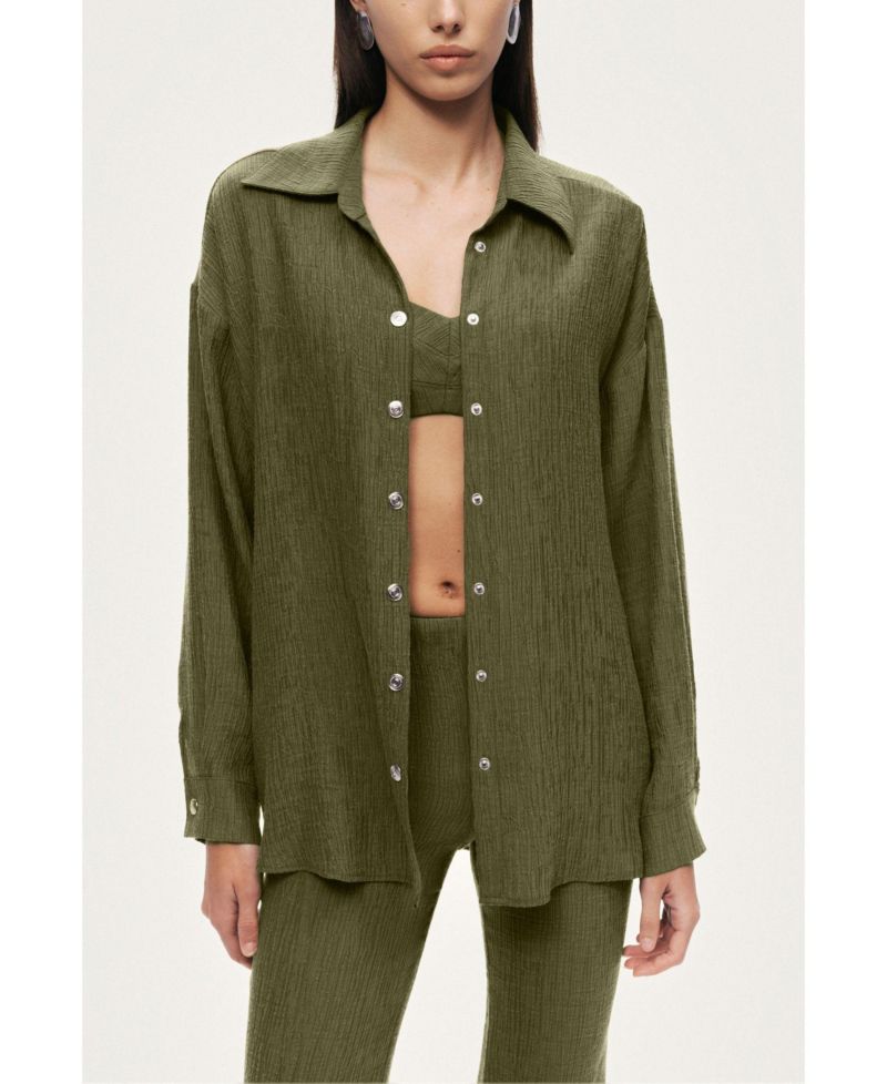 Women's Relaxed Button-Down Shirt