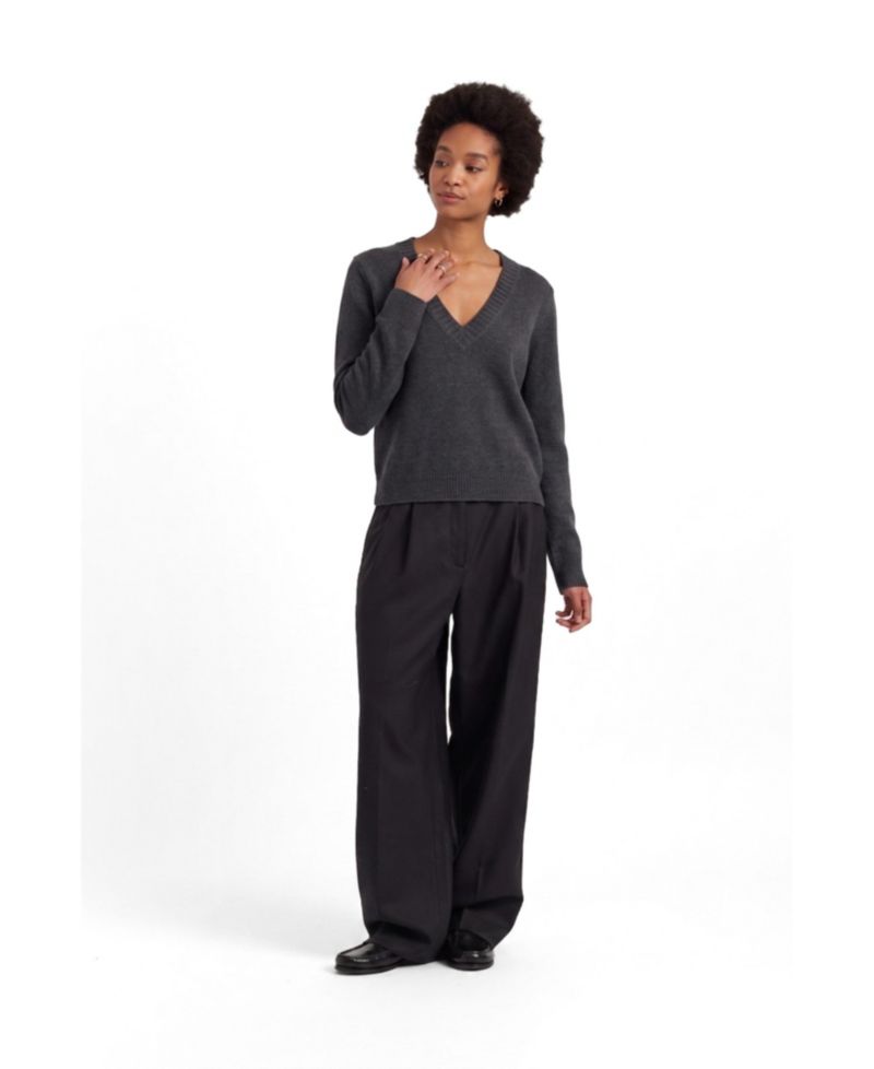 Women's Wool-Cashmere V-Neck Sweater