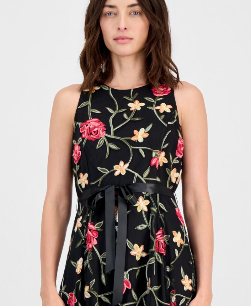 Women's Embroidered Belted Sleeveless Dress