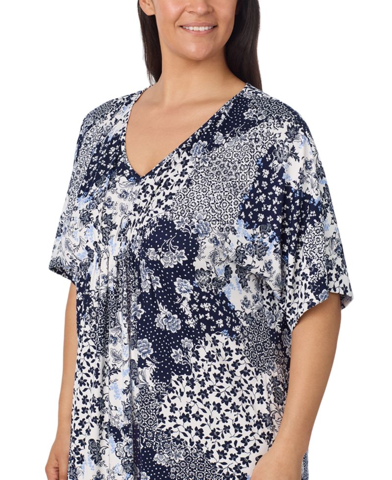 Plus Size V-Neck Short-Sleeve Side-Seam Pockets Nightgown